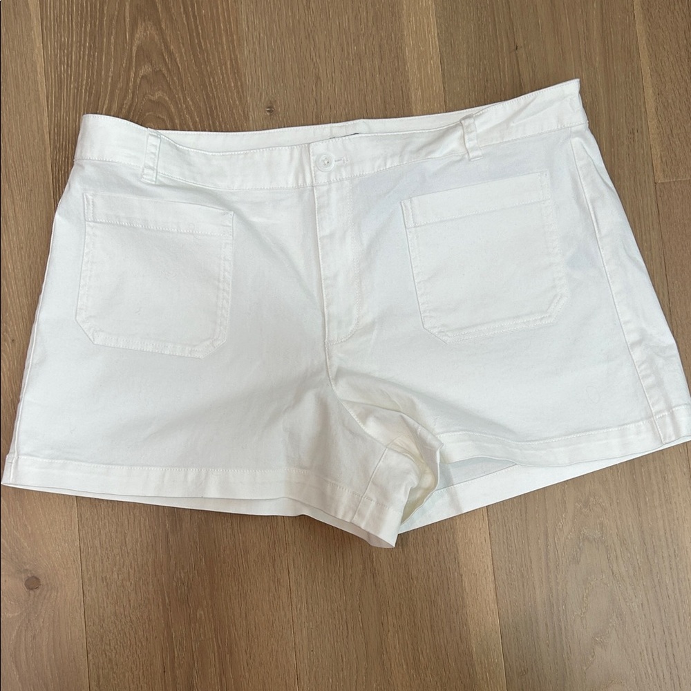NWT! J Crew Women's White Shorts